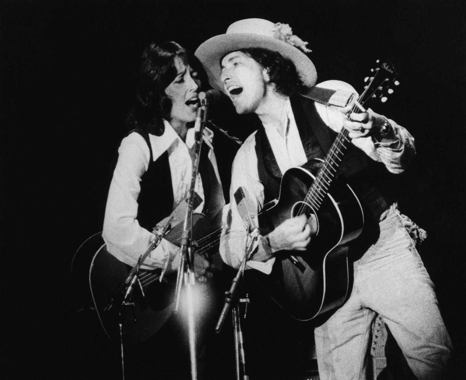 1975: Bob Dylan and Joan Baez